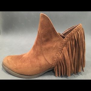 Not Rated Women's Braxton Ankle Bootie 8